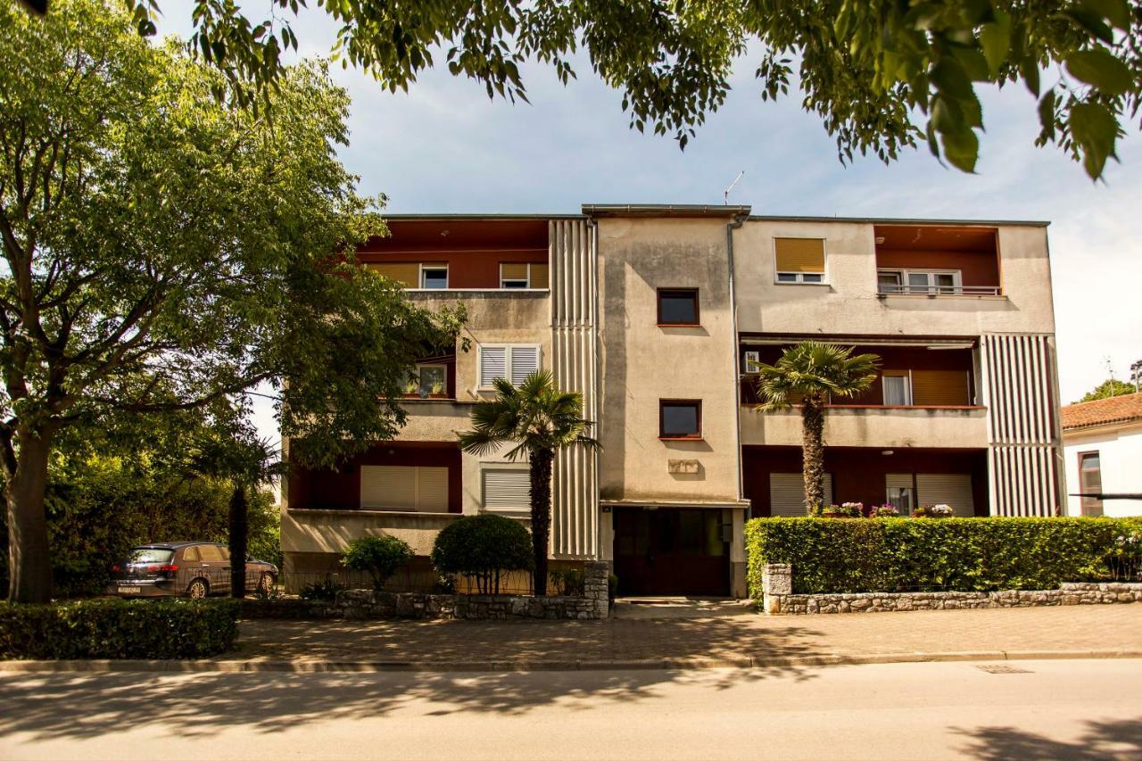 Apartman Barbara Ровінь Екстер'єр фото